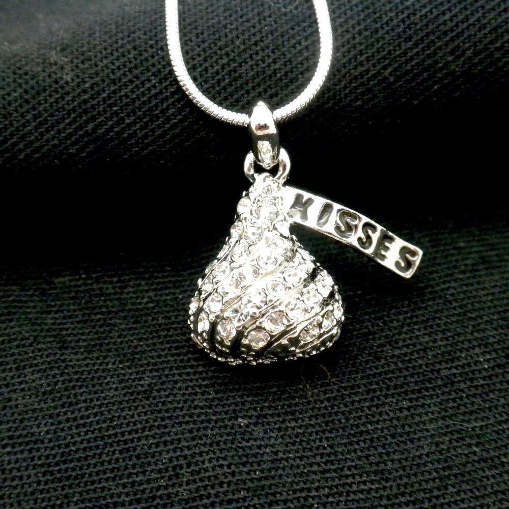 Kisses Crystal Pendant Necklace - Picture 5 of 7